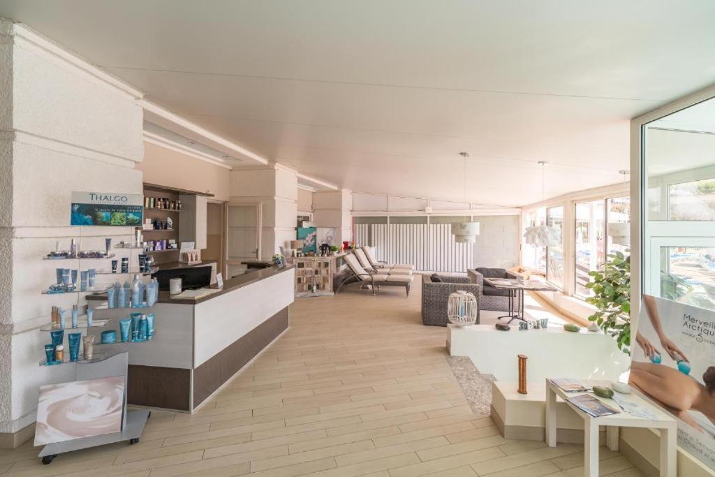 Dans Un Cadre D'Exception, Vue Mer Panoramique A Agay Cote D'Azur, Village Vacances Cap Esterel, T2 Avec Jardin, Golf, Climatisation, Wifi, 5 Piscines Saint-Raphaël Eksteriør billede
